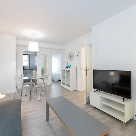 Apartamento Al Lado De La Romareda 萨拉戈萨 外观 照片