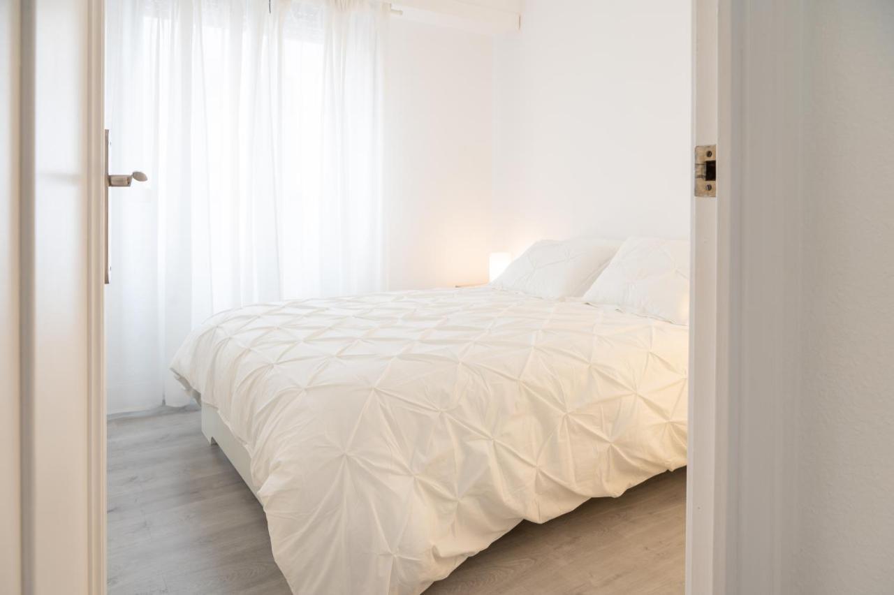Apartamento Al Lado De La Romareda 萨拉戈萨 外观 照片