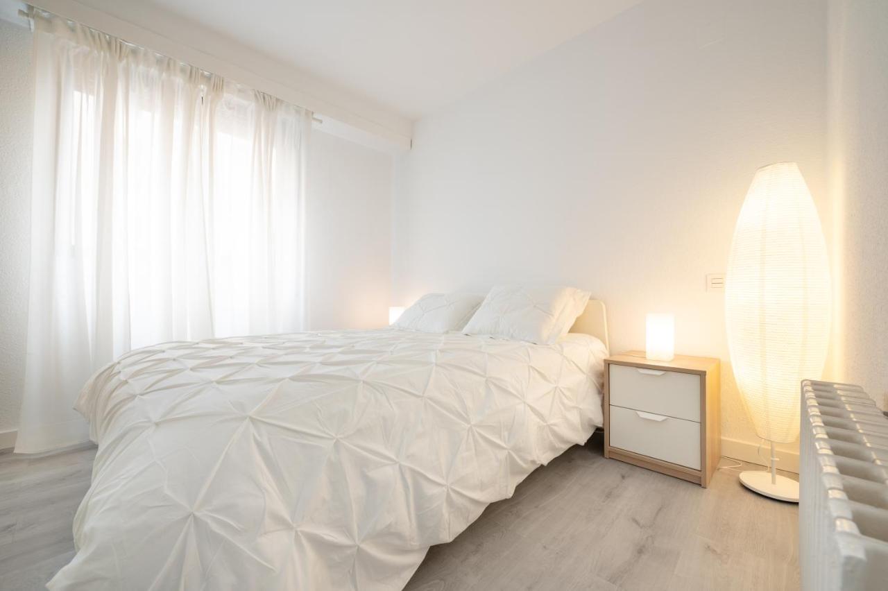Apartamento Al Lado De La Romareda 萨拉戈萨 外观 照片