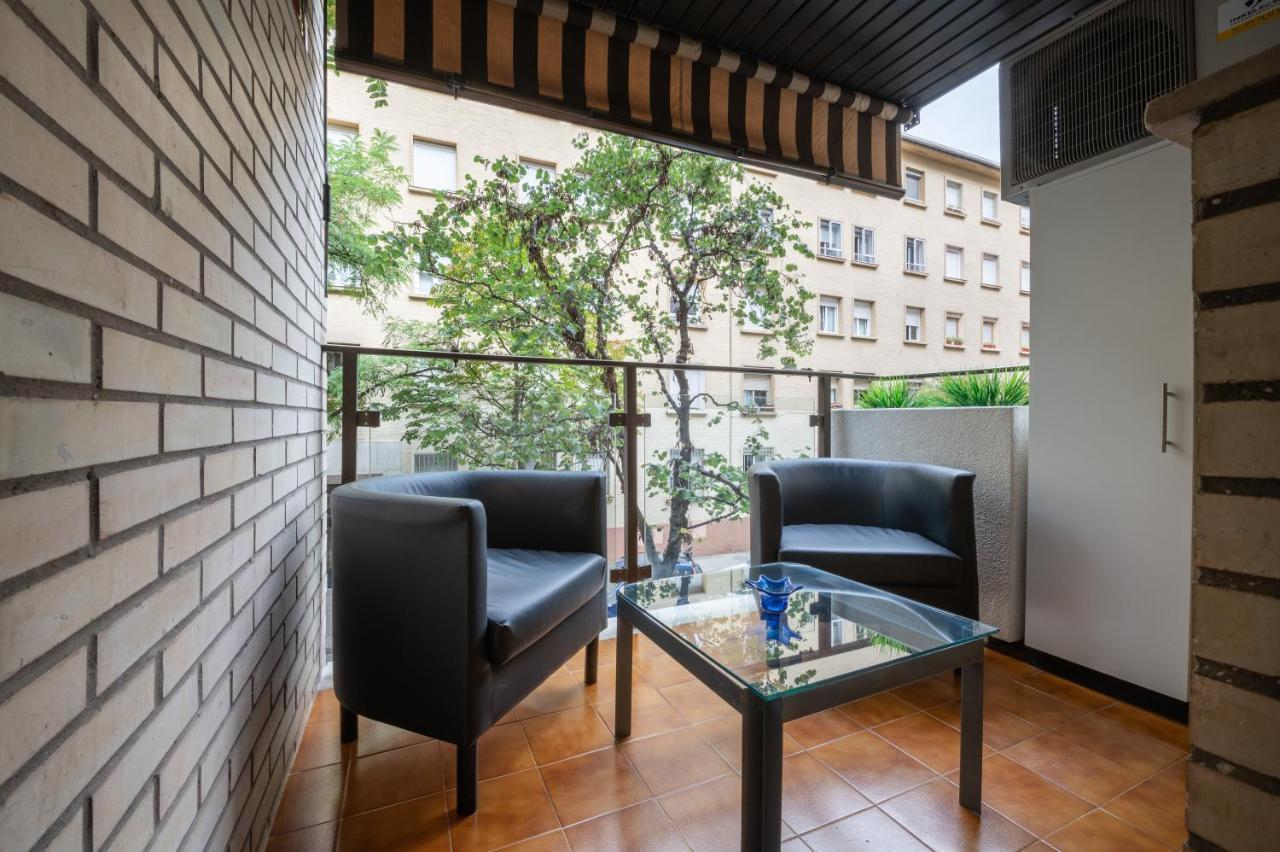 Apartamento Al Lado De La Romareda 萨拉戈萨 外观 照片
